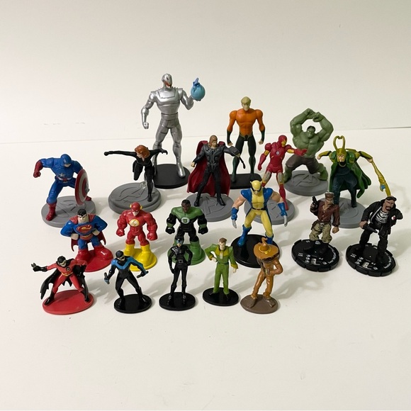 Superhero Action Figure Lot Marvel DC Comics Assorted Sizes - Picture 1 of 15
